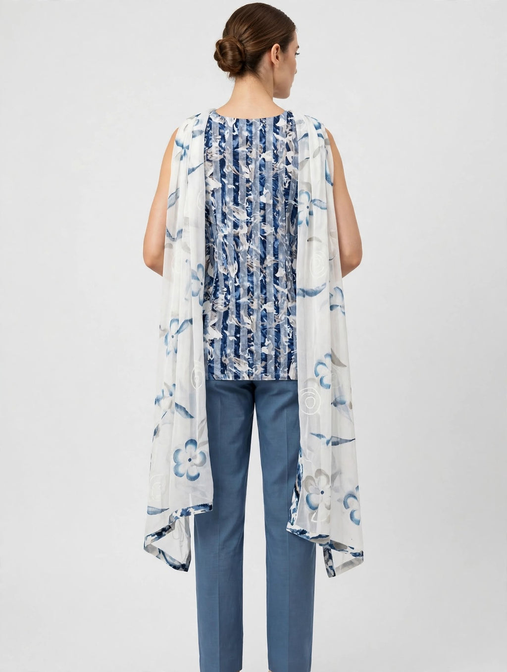 Blue and White Three-Piece Cotton Set